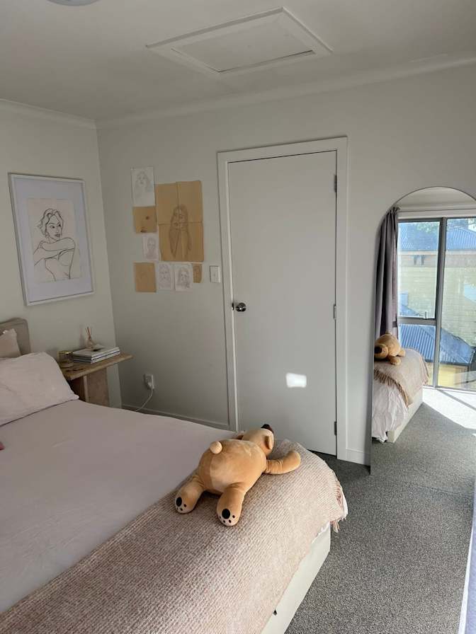 Jenna's room