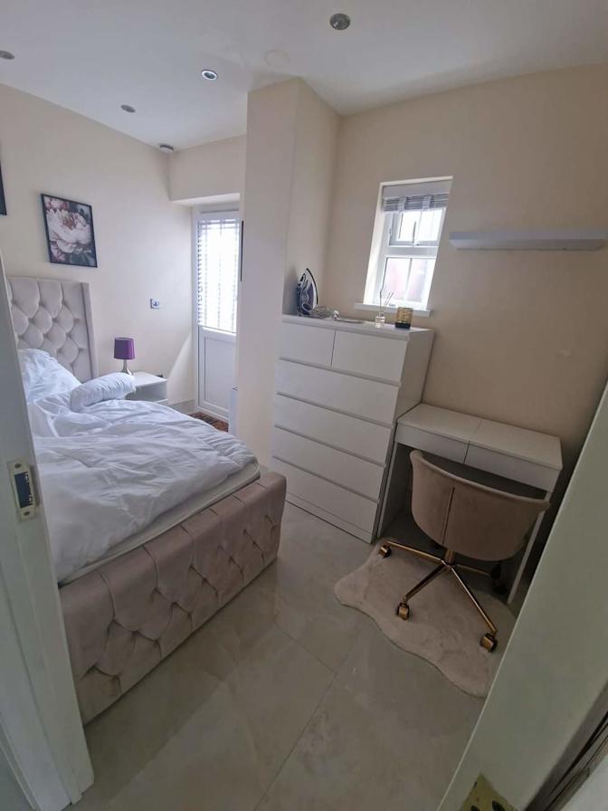 Sadaf's room