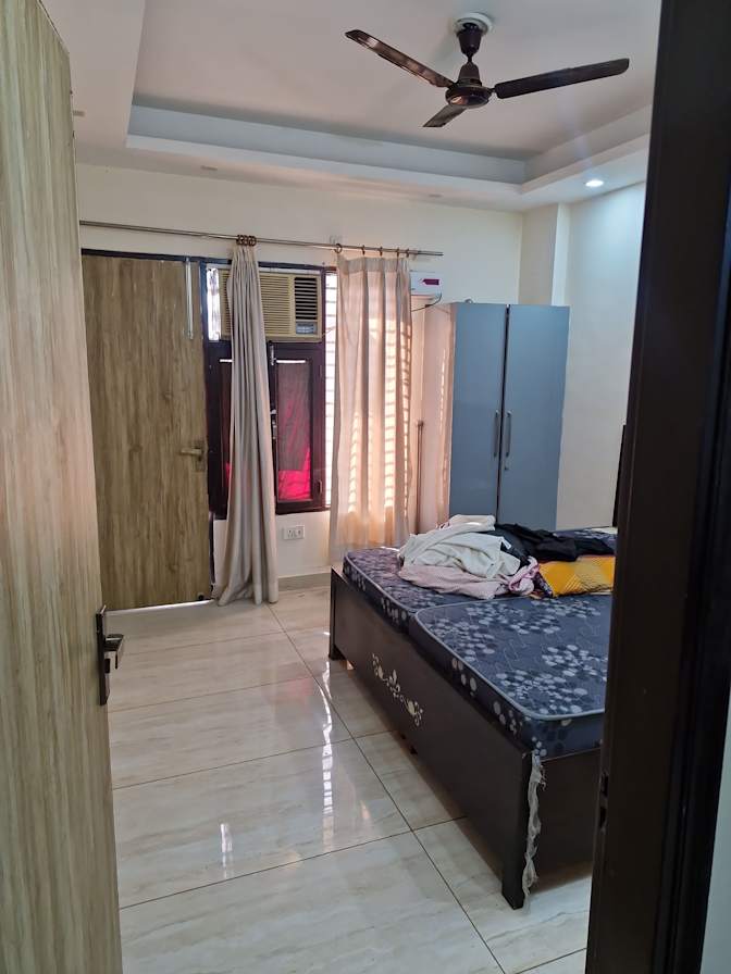 Devansh's room