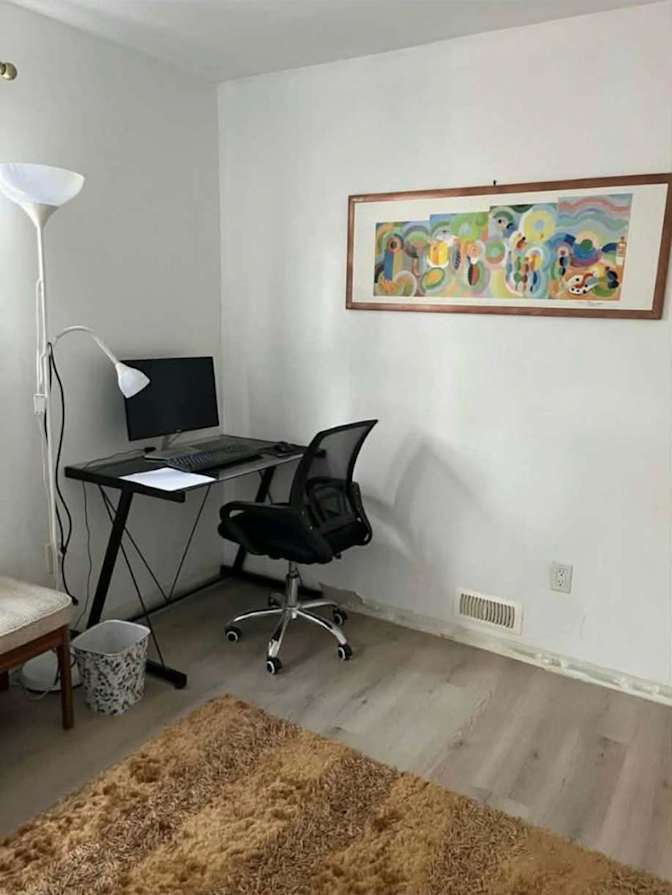 Ali's room