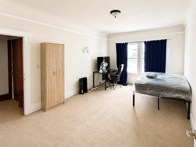 Victoria Tan's room