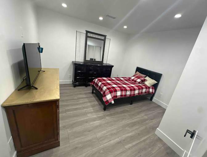 Rene Lian's room