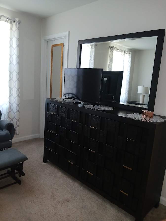Ramdon's room