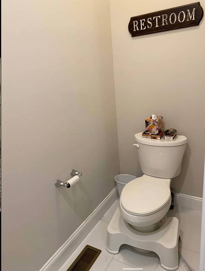Jenny's room