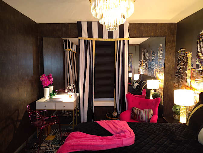 Sean Michael Waters's room