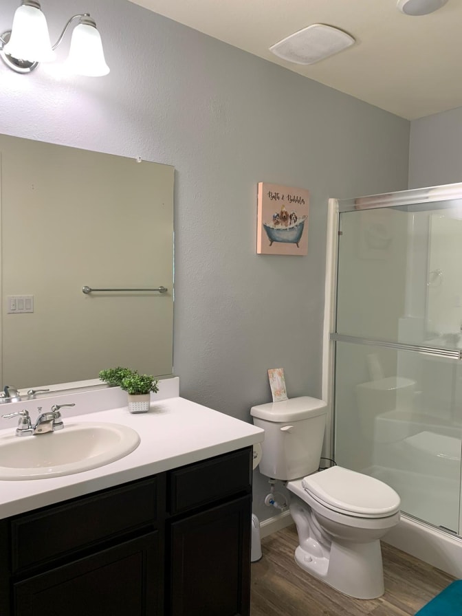 Joy Thomas's room
