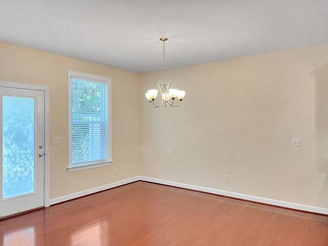 Alcove Rooms's room