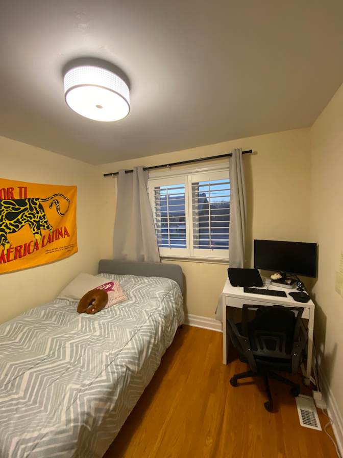 Inaia's room