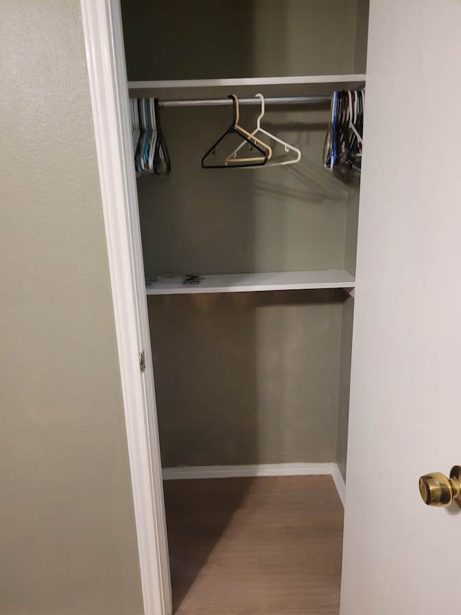Linda Jones's room