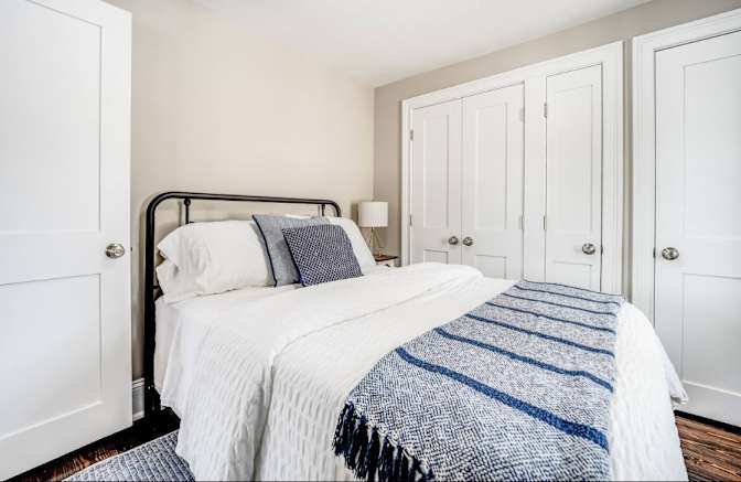 Scarlett's room