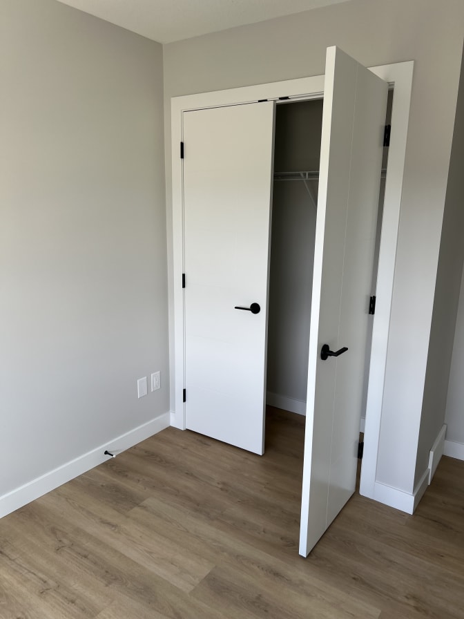 R's room