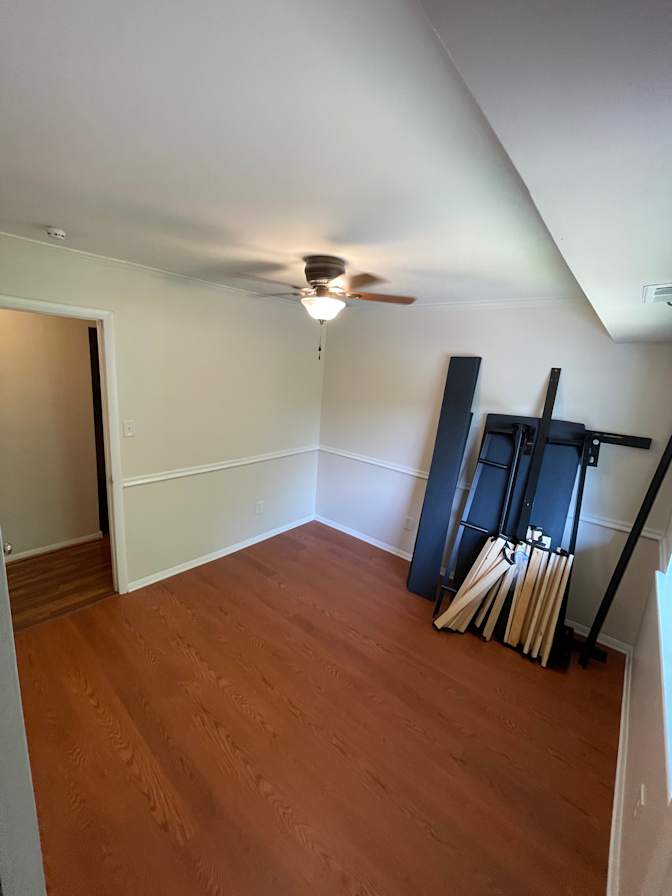 Alcove Rooms's room
