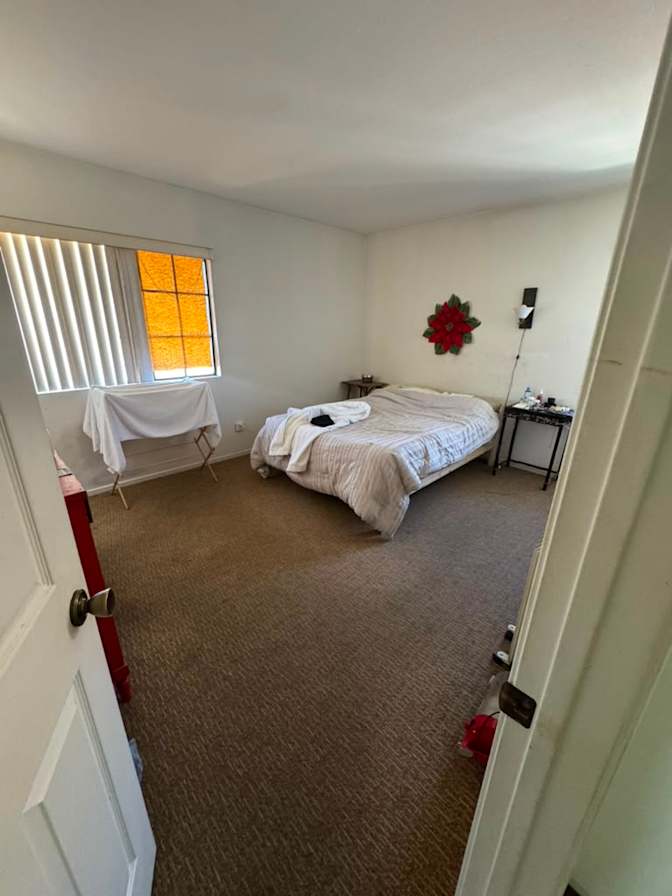 Alejandro Serna's room