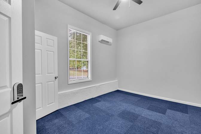 Dynamic Edge Property Solutions's room