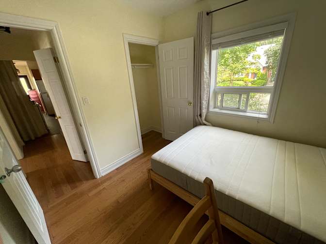 ishouse's room