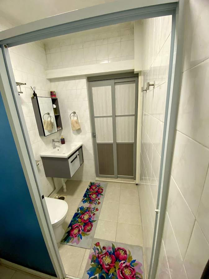 Mohamed Sha's room