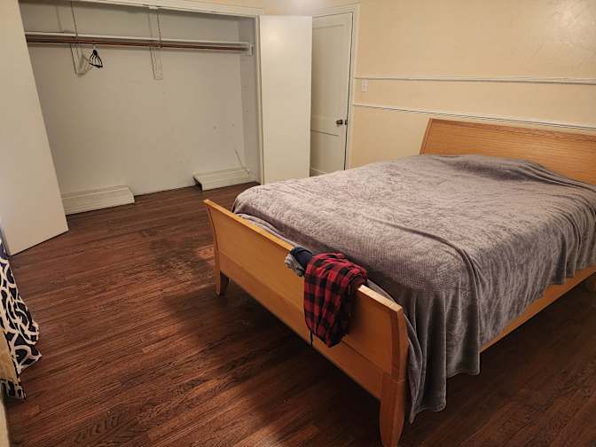 KOLBY's room