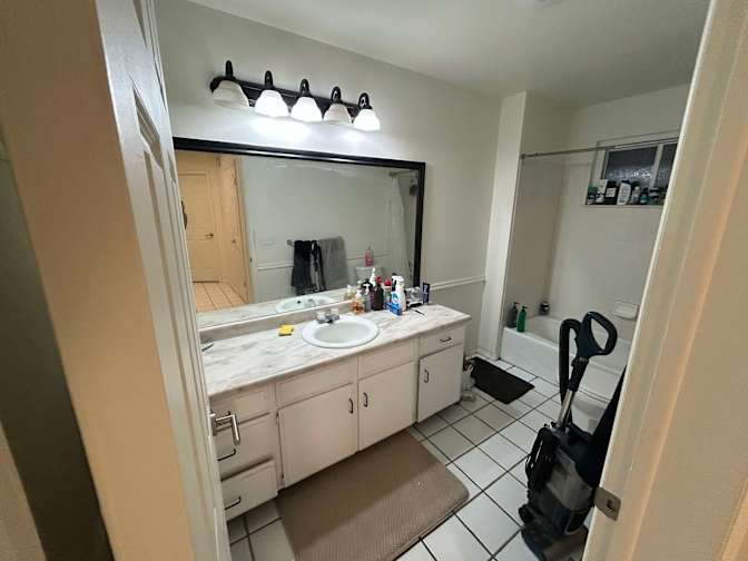 Grey's room