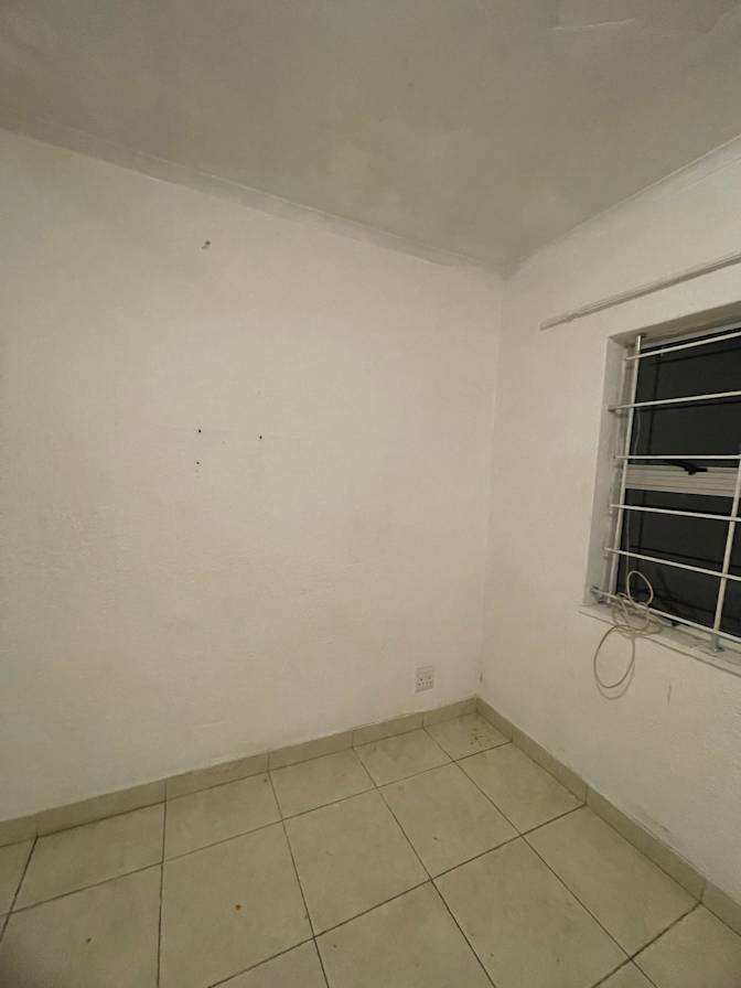 Lisa's room