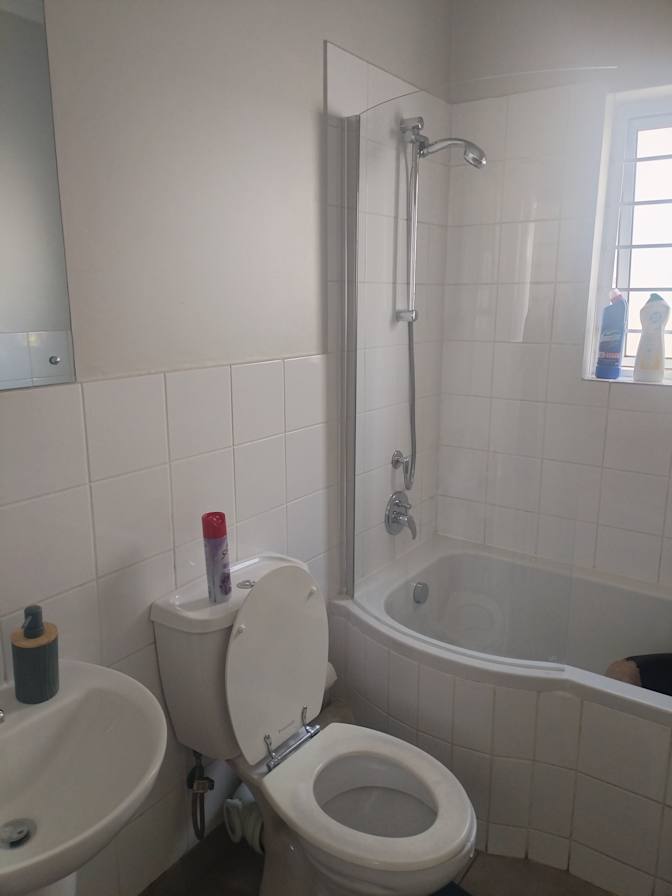 Anele's room