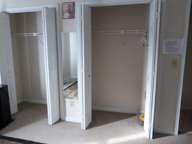 B's room