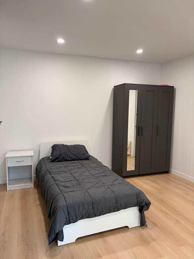 Viviane's room