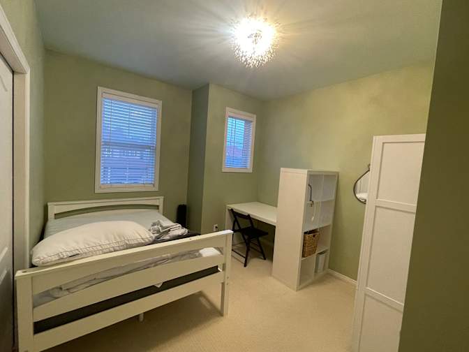 Ali's room