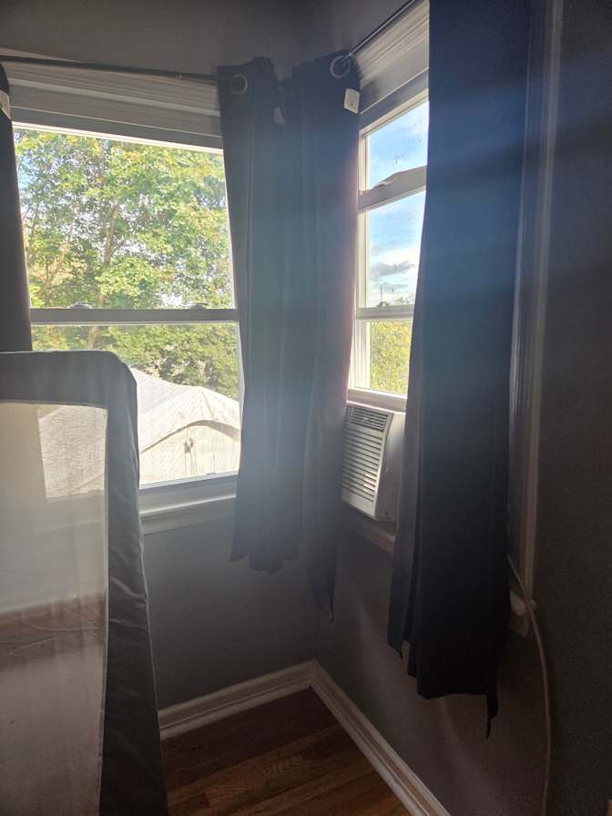 Laura mendoza's room