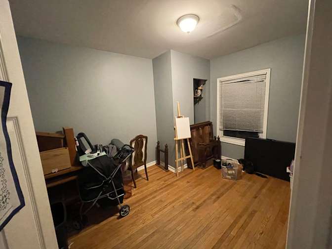 Victoria's room