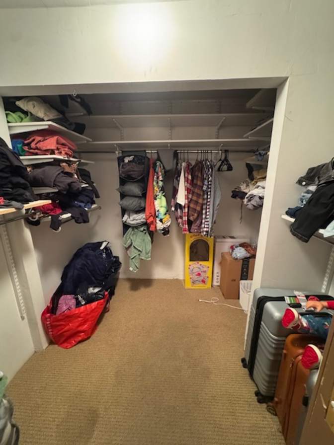 Eesa's room