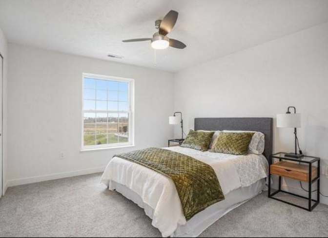 Tara's room