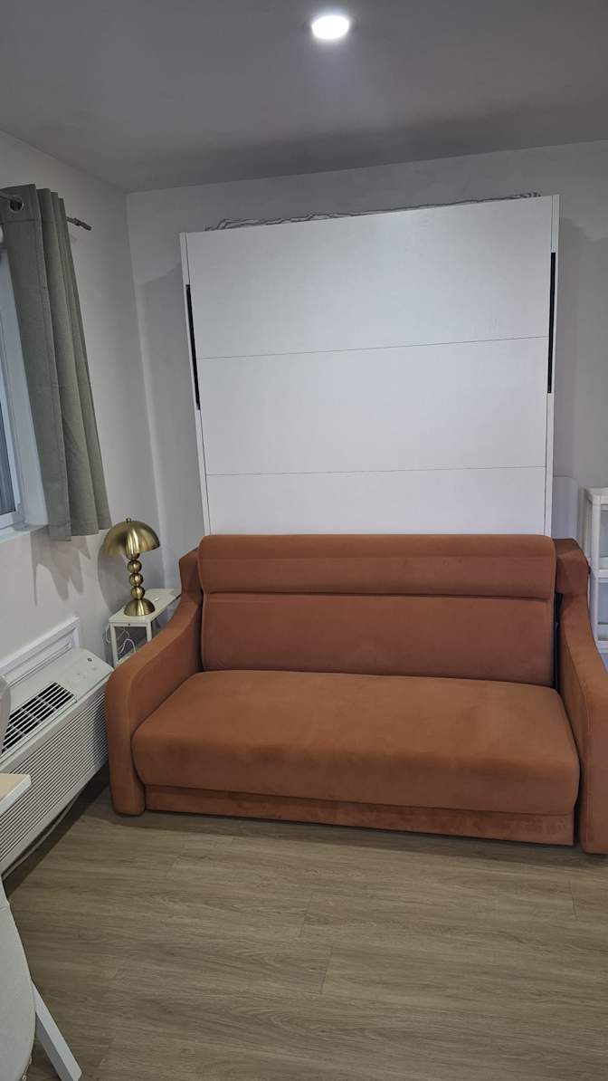 Oveeta's room