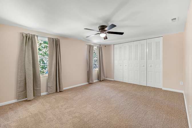 lifedoorrentals's room
