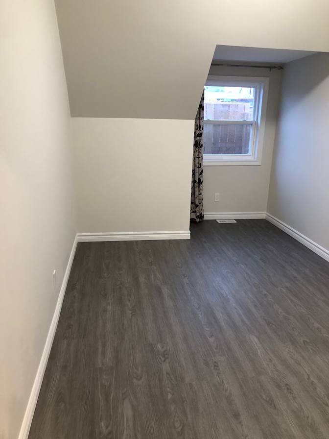 Yan's room