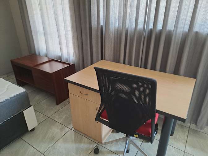 Gregg's room