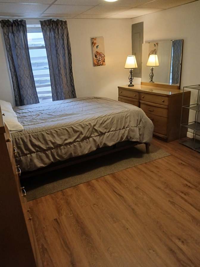 Thomas's room