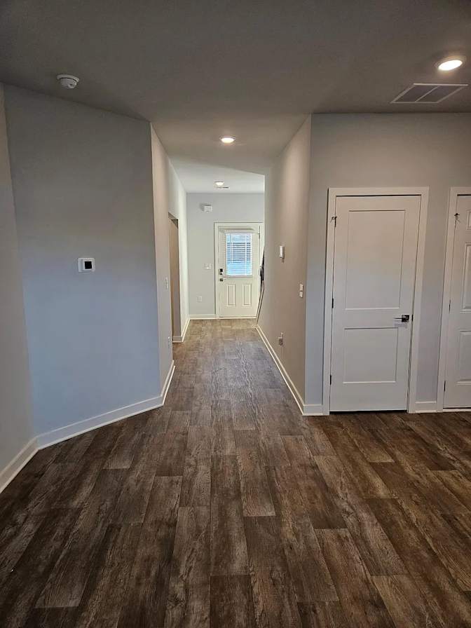 Alcove Rooms's room