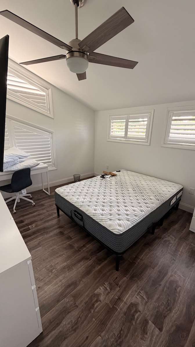 Paola's room