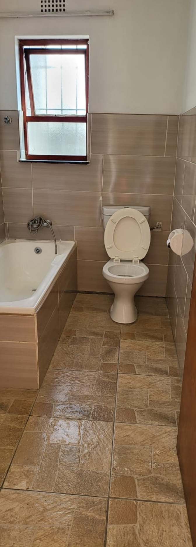 Property Rental's room