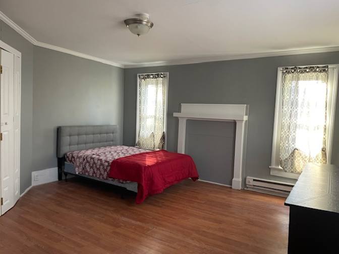 Lois's room