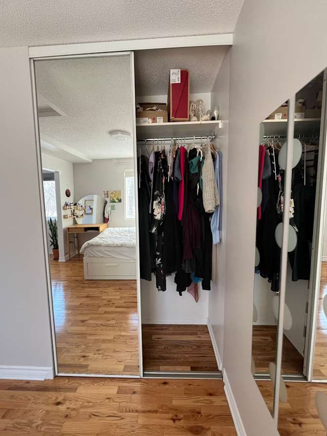 ouleiyah's room