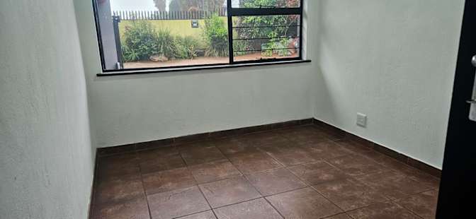 Ettiene Botha's room