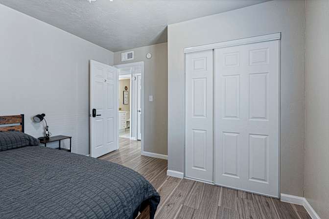 Ventures Rentals's room