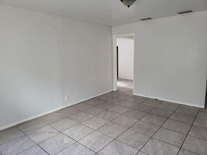 Keena White's room