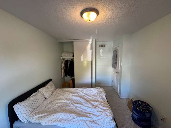 Jaideep's room