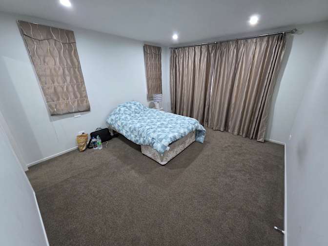 Jagjeet's room