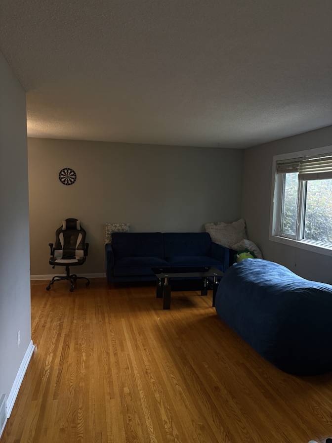 Destiny's room