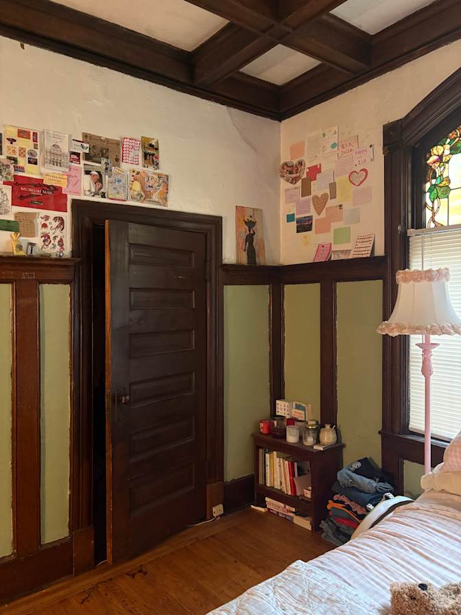 Luna's room