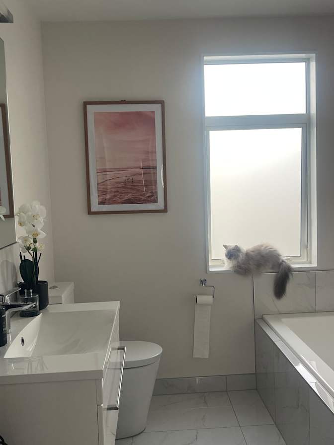 Roxy's room