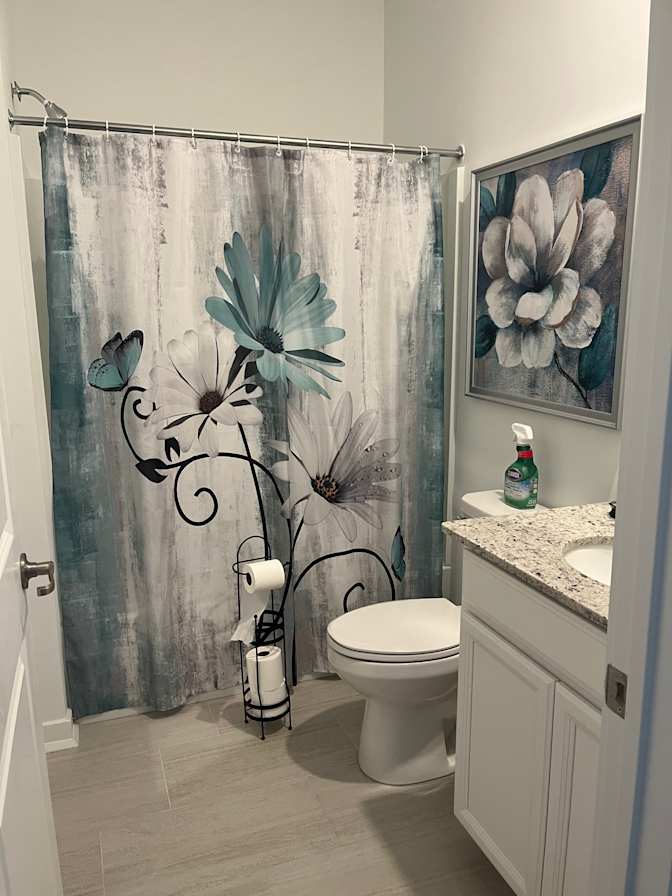 Suzanne's room